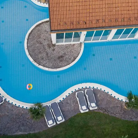 Aedenlife & Ruegen 4* Trent