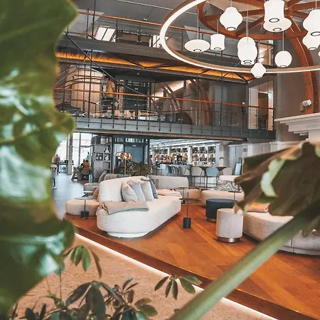 Aedenlife & Ruegen Hotell 4*