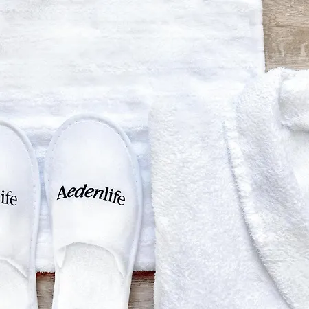 Aedenlife & Ruegen Hotel 4*