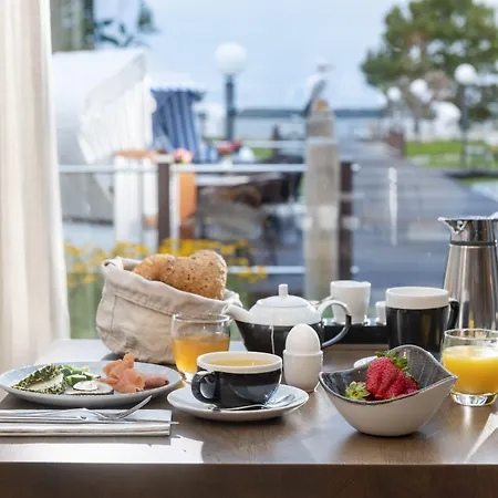 Hotel Aedenlife & Ruegen 4*